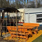 Κάμπινγκ La Pura Vida - Glamping Βραδεμβούργο