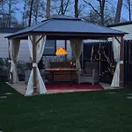 La Pura Vida - Glamping Κάμπινγκ Βραδεμβούργο